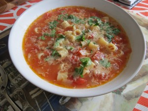 Italian Tomato and Pasta Soup
